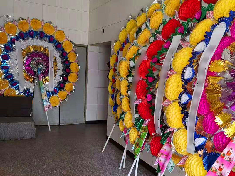 花圈.jpg