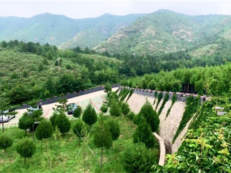 北京延庆九龙山陵园环境如何?
