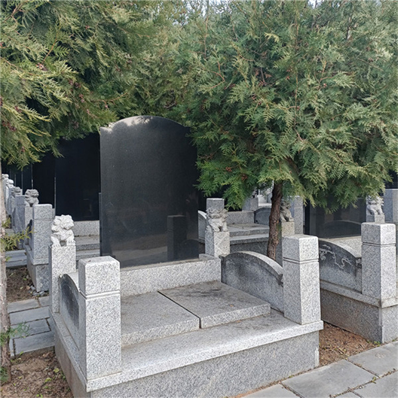 立碑